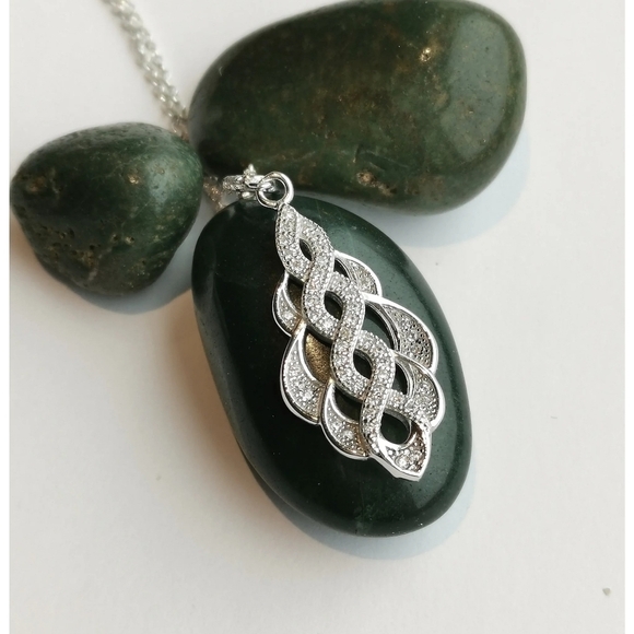 New sterling silver cz intertwined pendant necklace - Picture 3 of 8